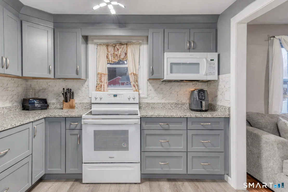 Photo of 40 Cottage Grove Circle
