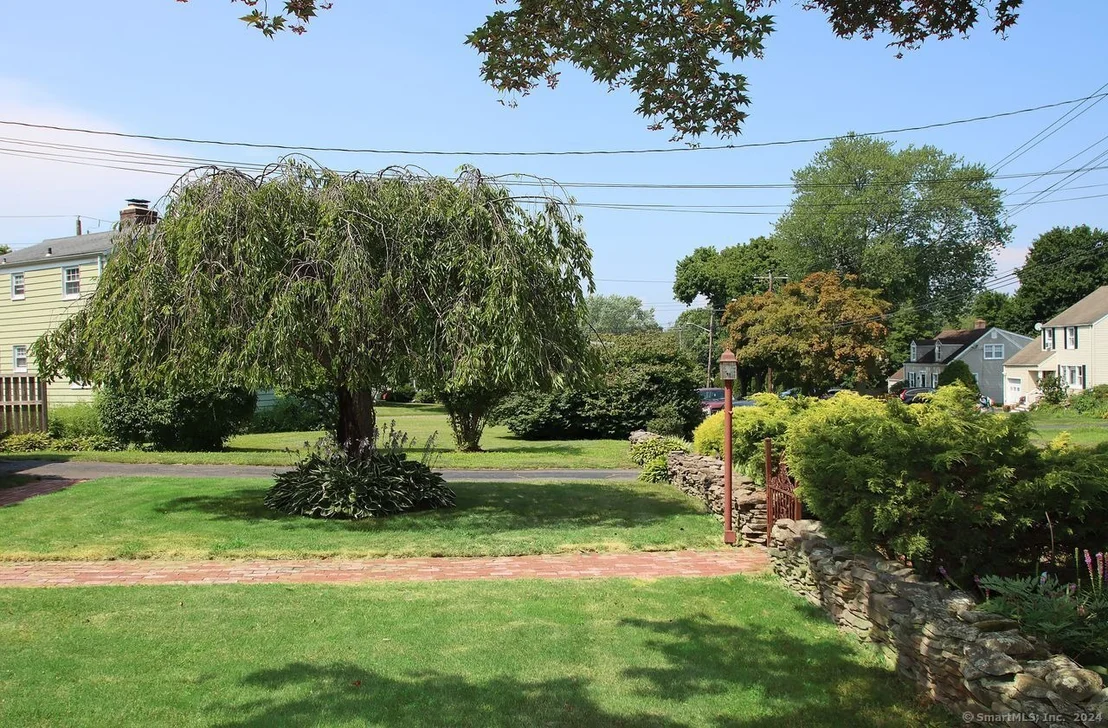 Photo of 33 Vineyard Road