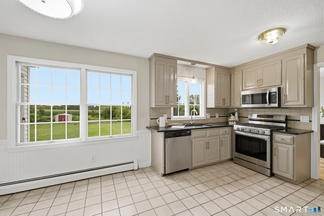 Photo of 35 Heritage Drive