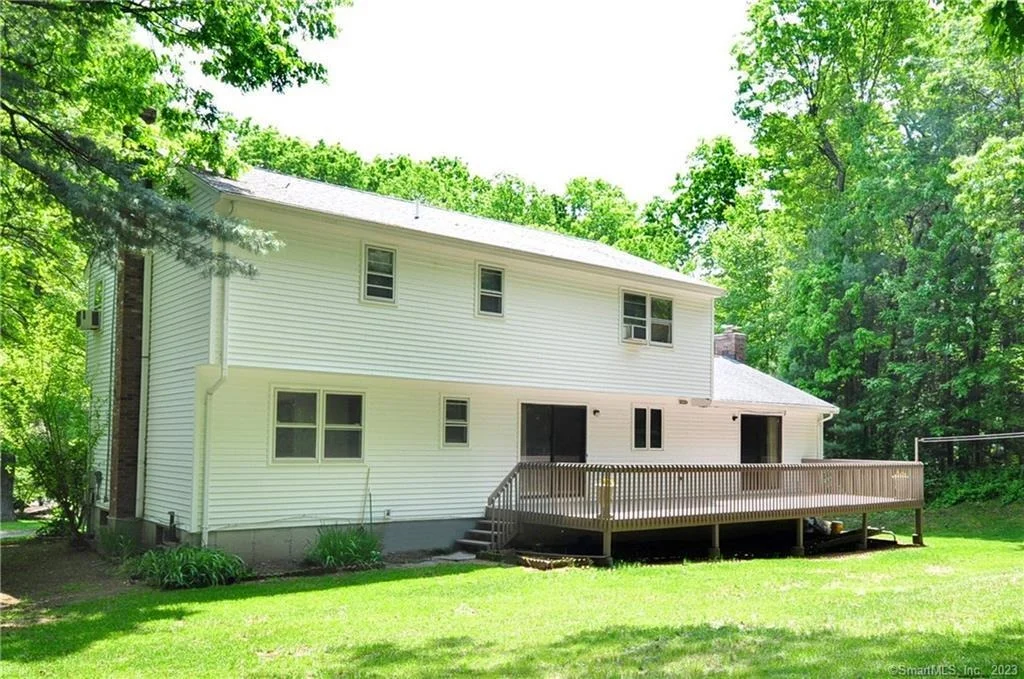 Photo of 5 Saxton Brook Drive