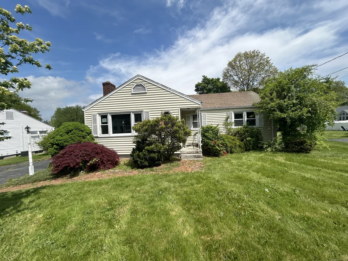 Photo of 62 Valley Crest Drive