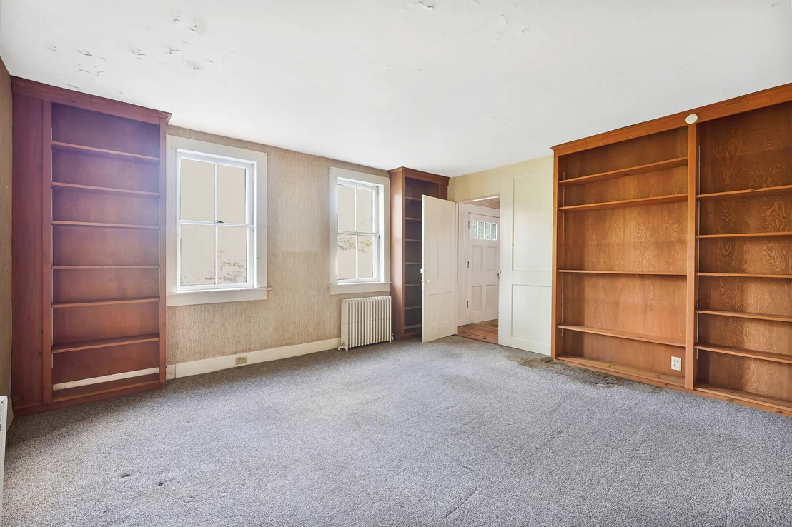 Photo of 657 Colebrook Road