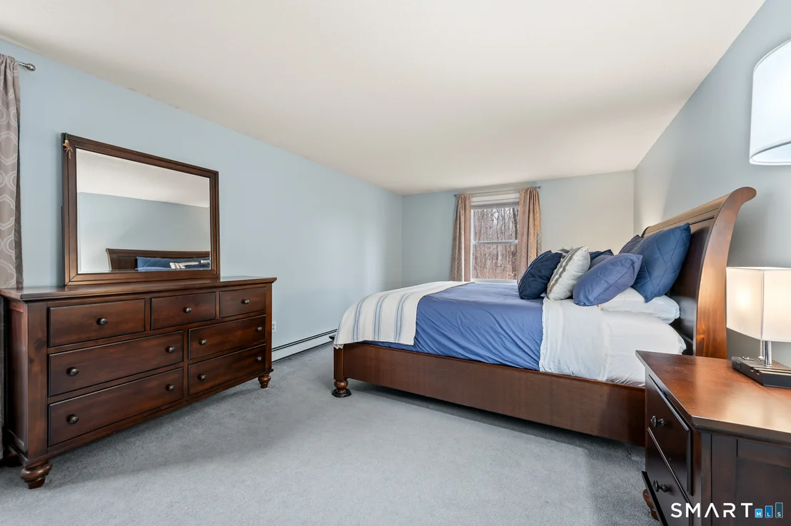 Photo of 146 Lakeside Drive