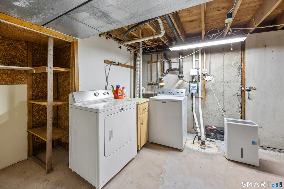 Photo of 450 Cardinal Lane