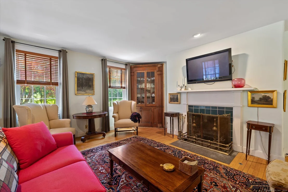 Photo of 362 Thompson Hill Road