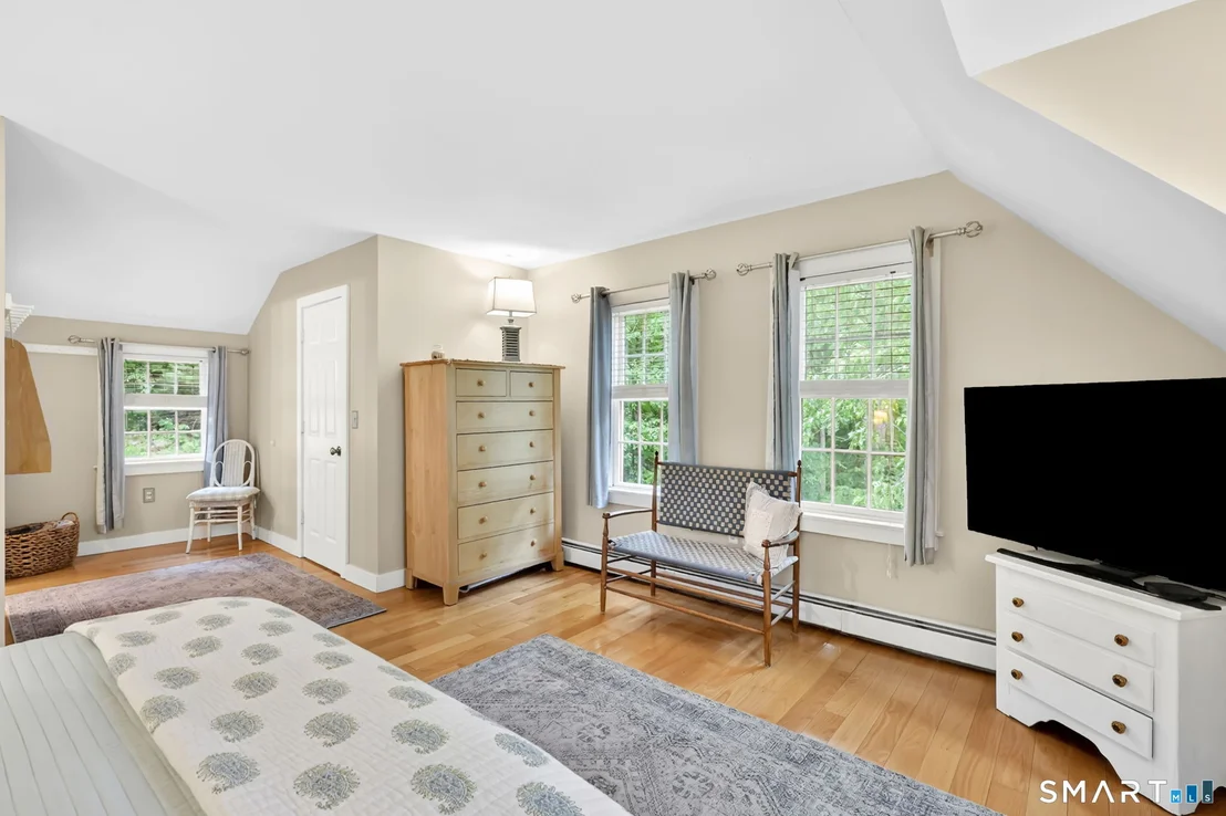 Photo of 194 Brookside Lane