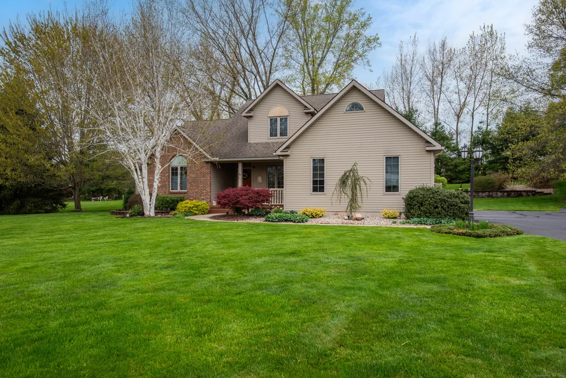 Photo of 73 Blossom Way