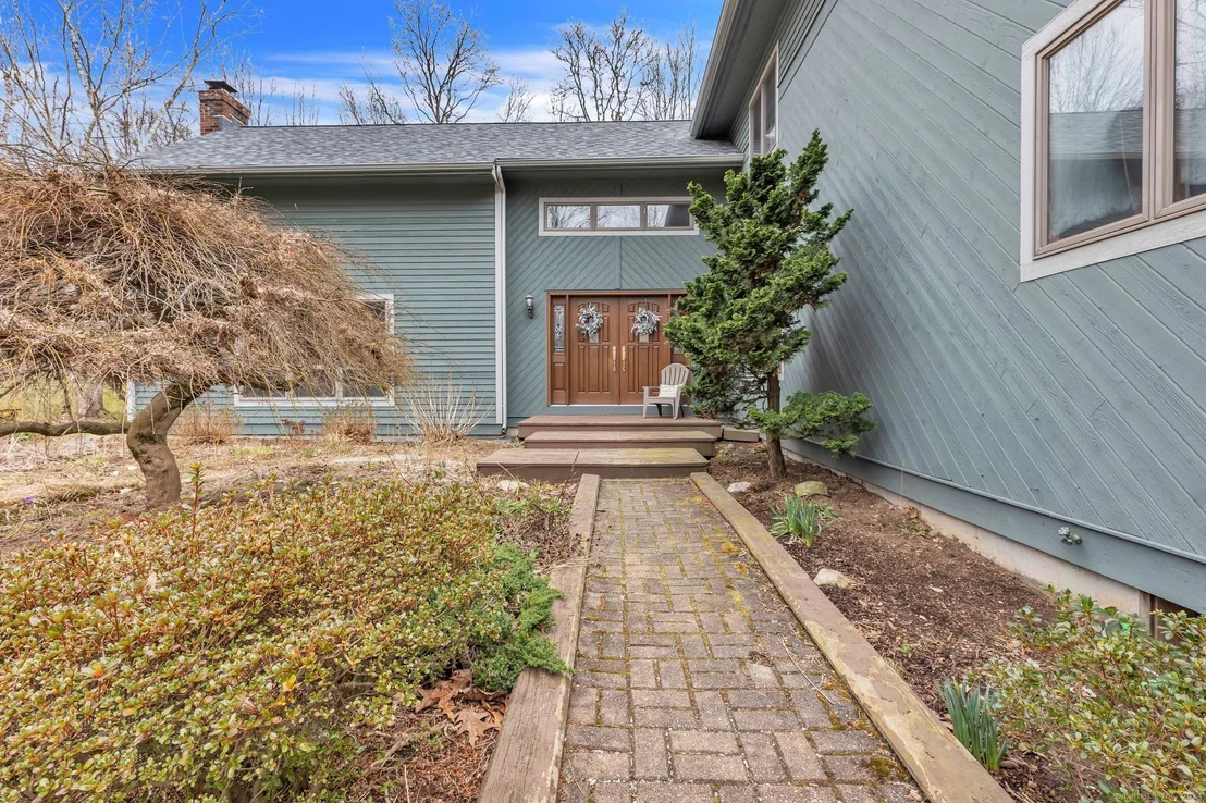 Photo of 95 Shanda Lane