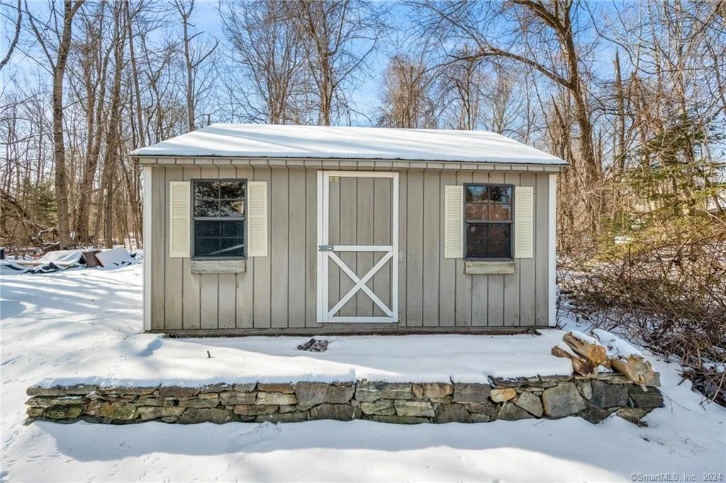 Photo of 15 Deer Run Road