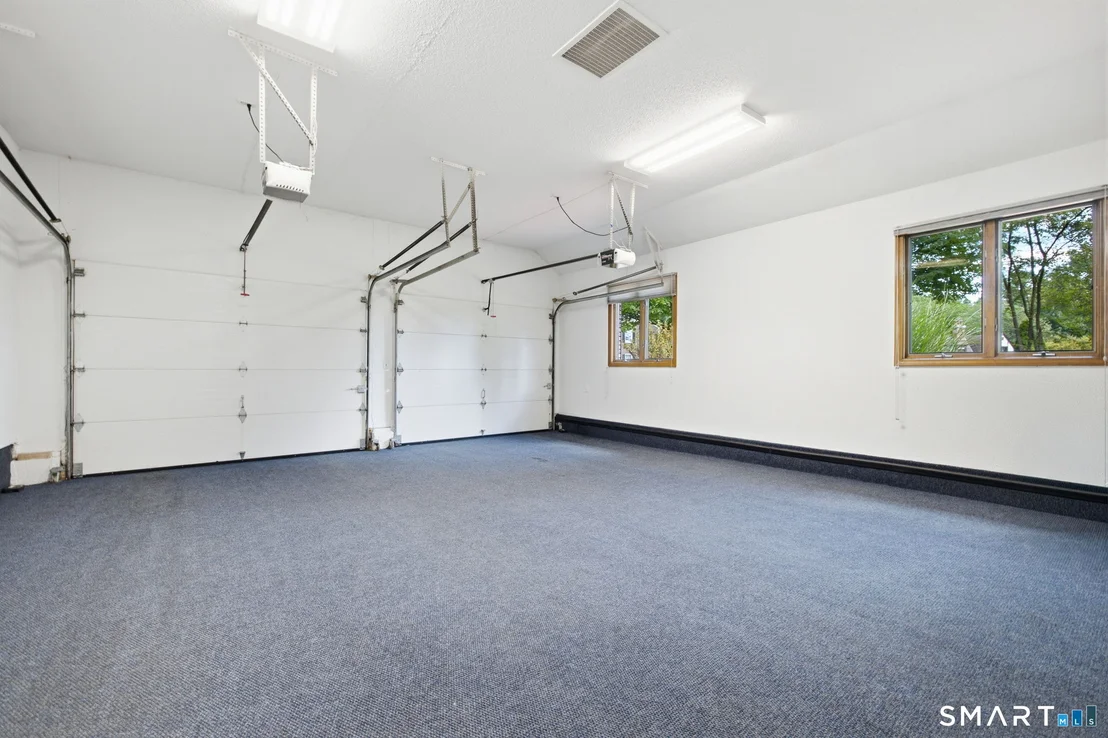 Photo of 115 Somerwynd Lane