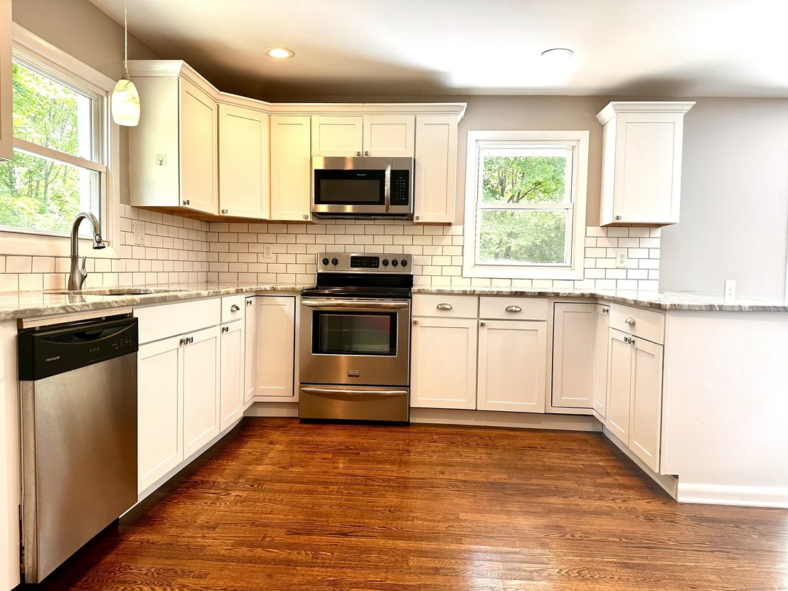 Photo of 241 Forest Road