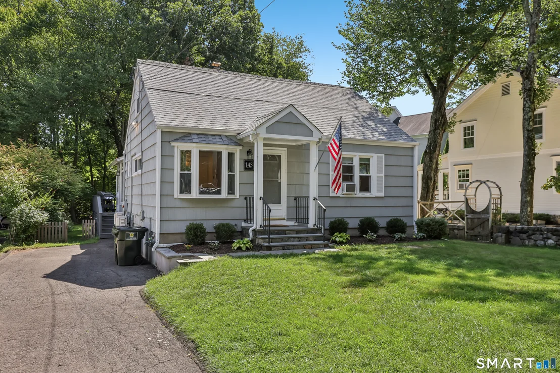 Photo of 145 West Avenue