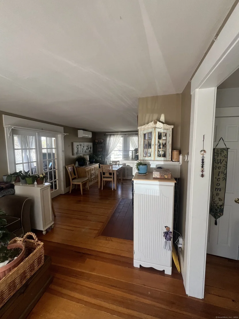 Photo of 17 Pleasant Street