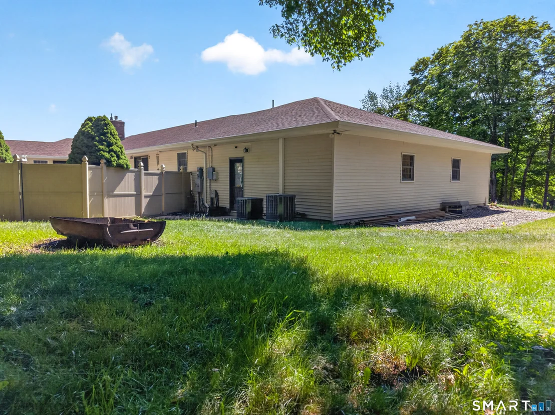 Photo of 269 Black Hill Road