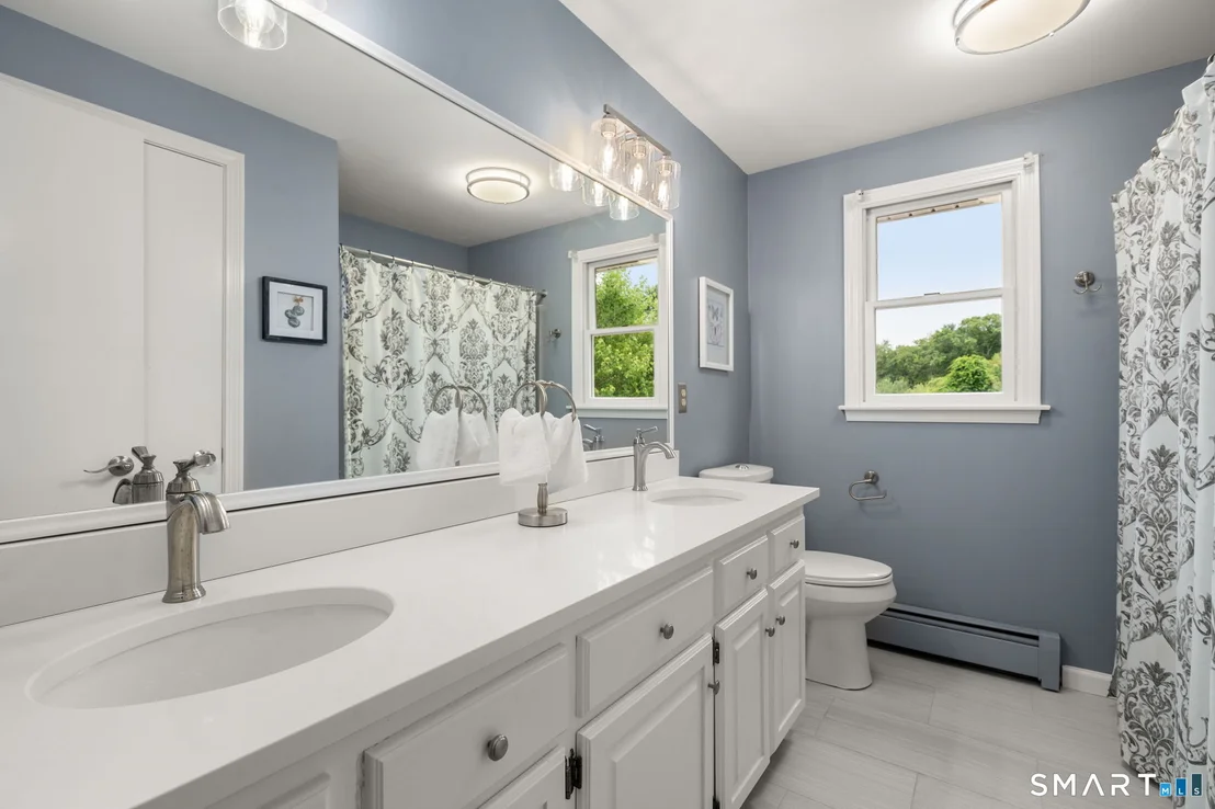 Photo of 25 Vincent Circle