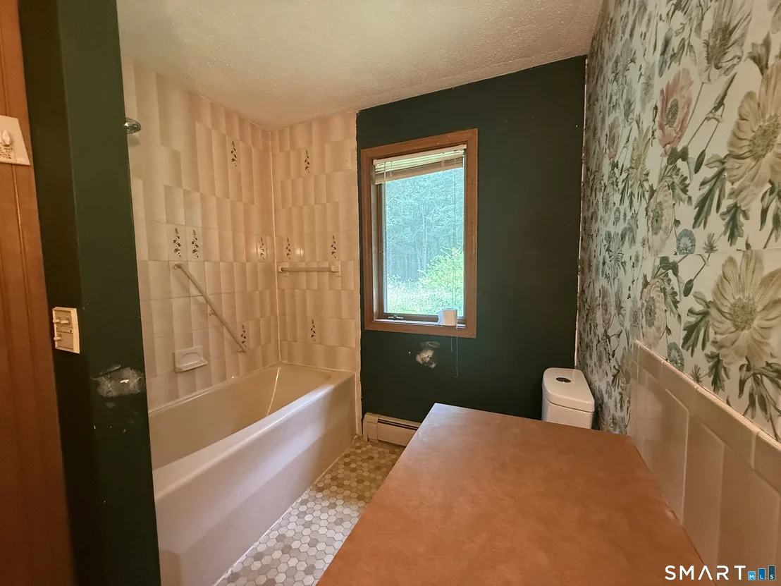 Photo of 421 Modock Road