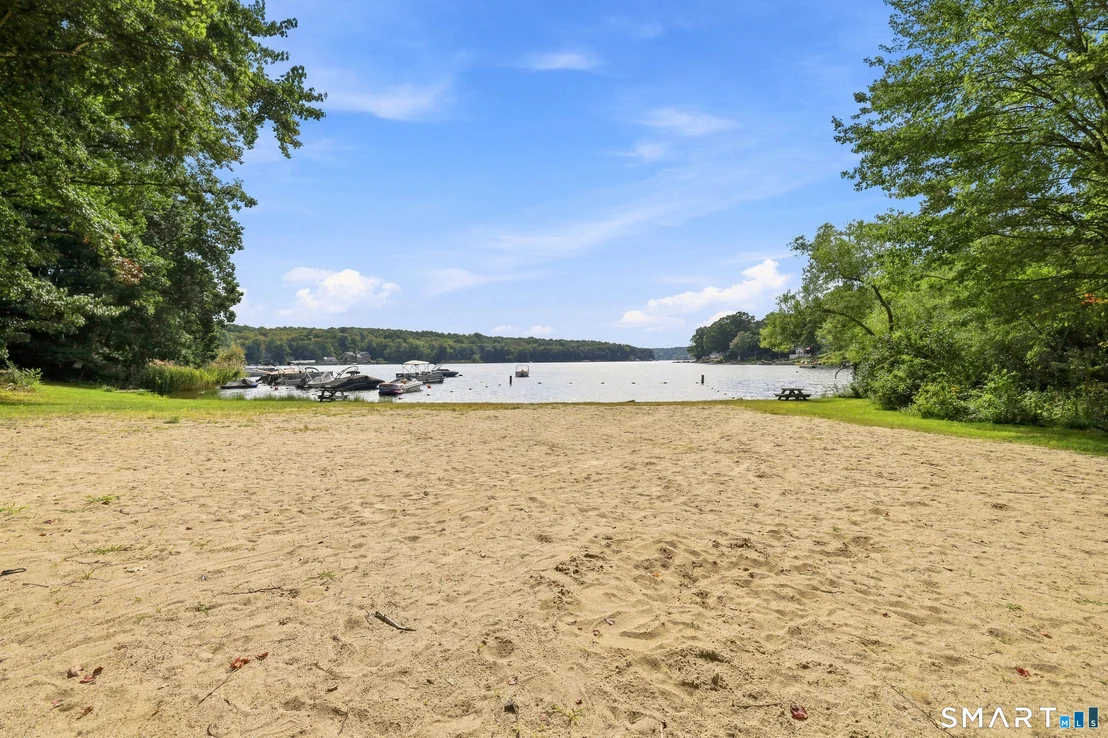 Photo of 23 Knollwood Trail
