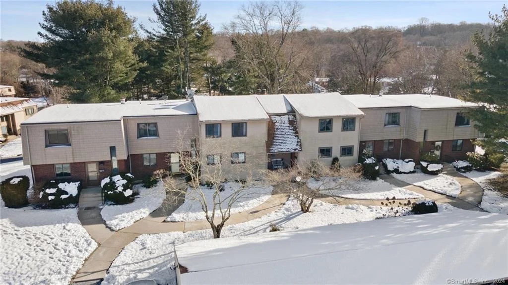 Photo of Unit 5D at 91 Riverview Road