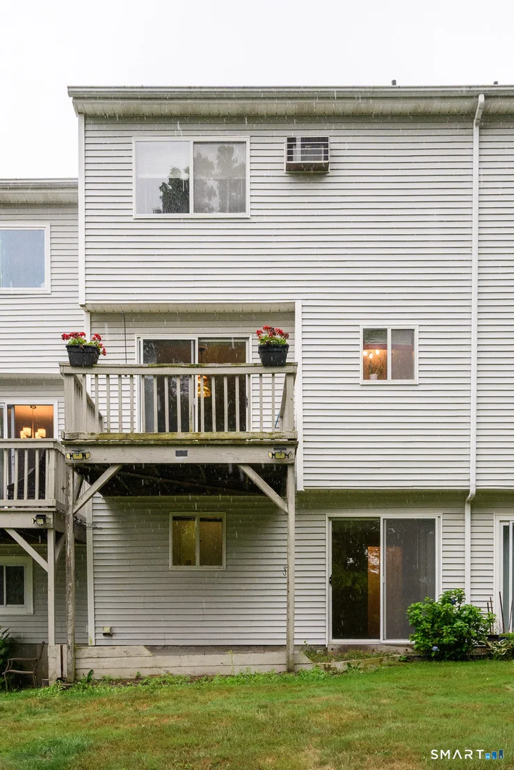 Photo of Unit 25D at 925 Oronoke Road