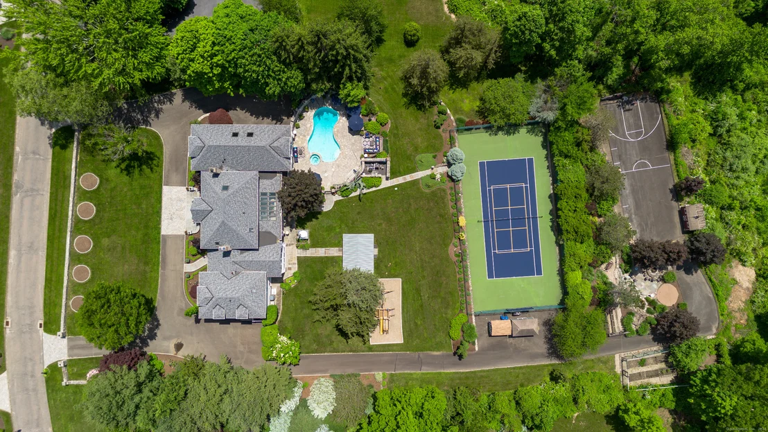 Photo of 10 Old Castle Drive