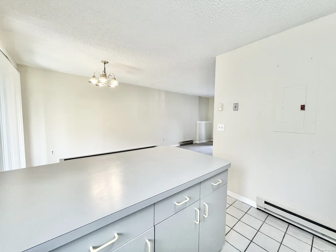 Photo of Unit 34D at 925 Oronoke Road
