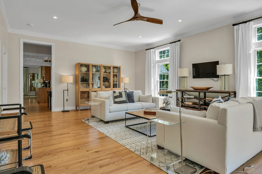 Photo of 101 Lynn Drive