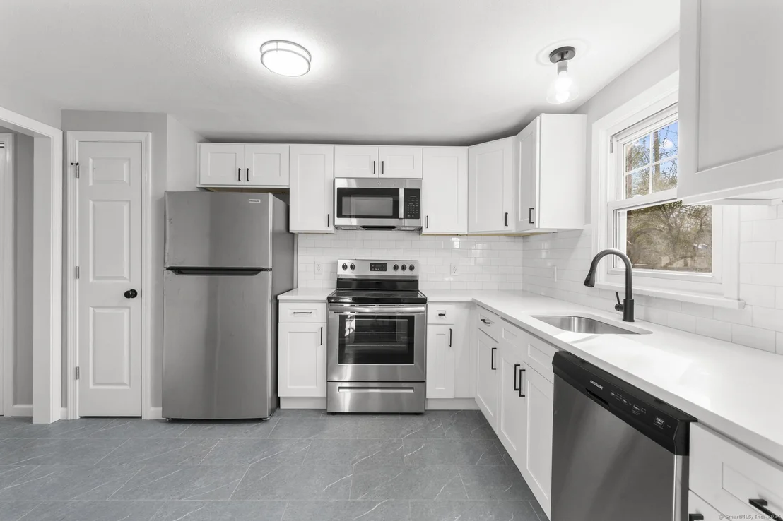 Photo of 85 Cold Spring Circle