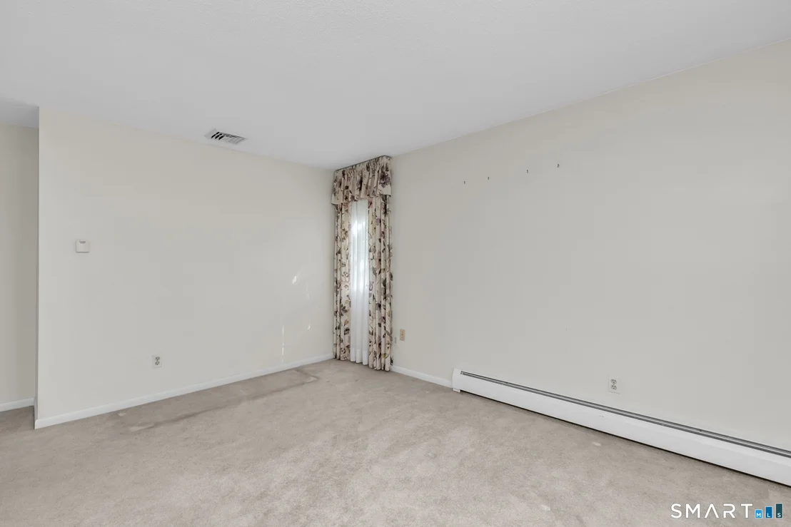 Photo of 77 Bridle Path Drive