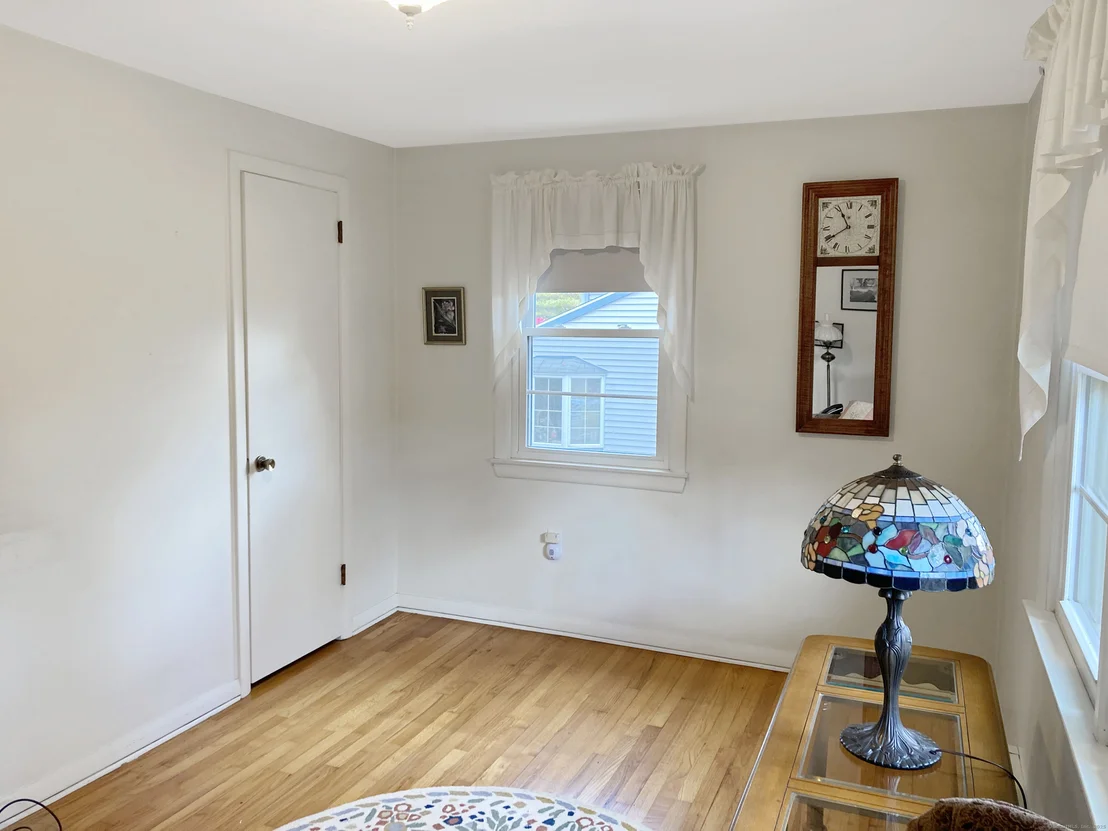 Photo of 378 Mansfield Avenue