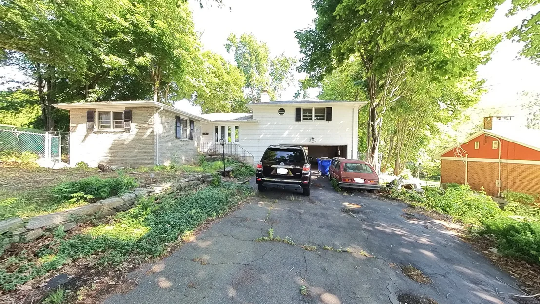 Photo of 157 Crest Street