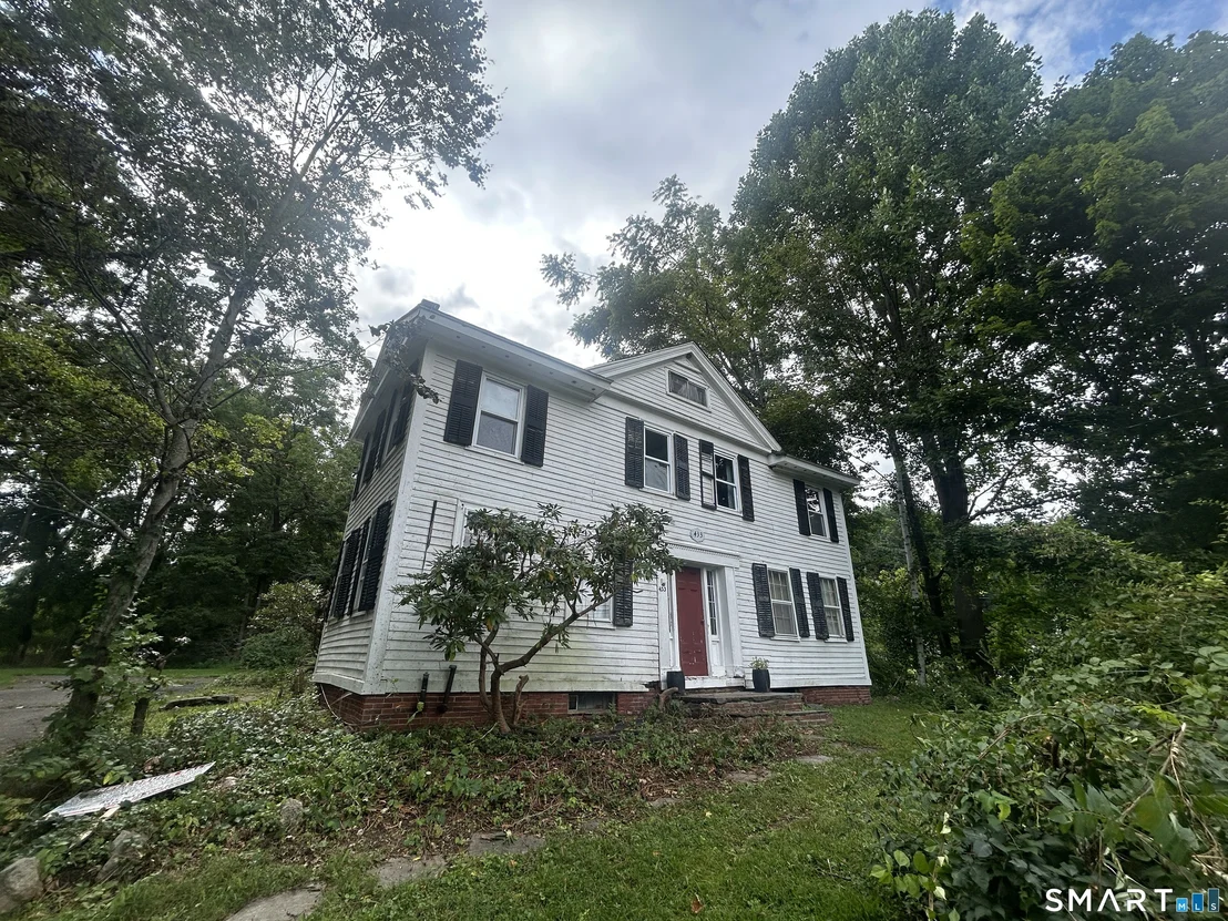 Photo of 433 Simsbury Road