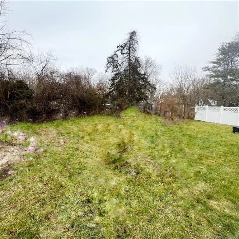 Photo of 49 Howe Road