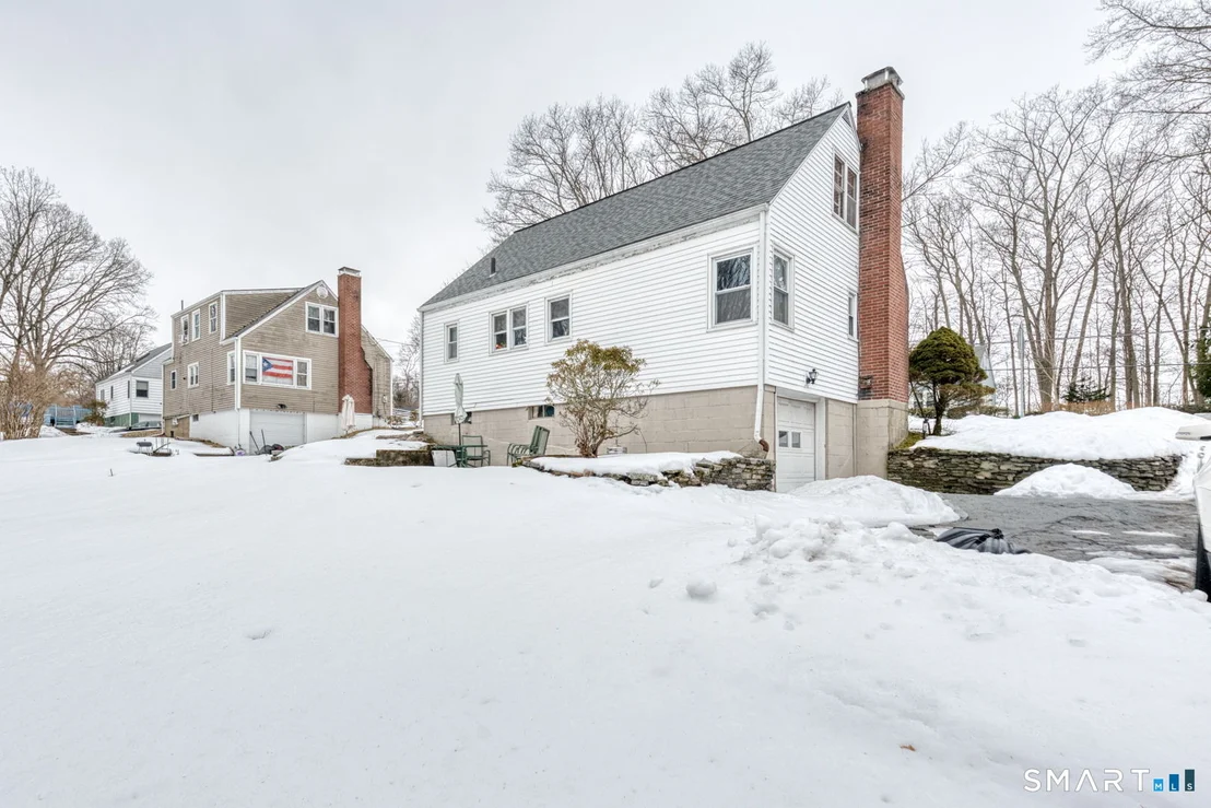 Photo of 291 Mansfield Avenue