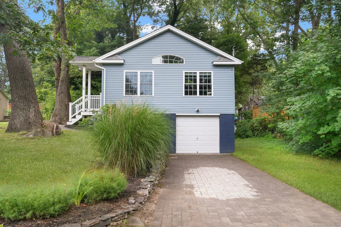 Photo of 133 133 Winterberry Road