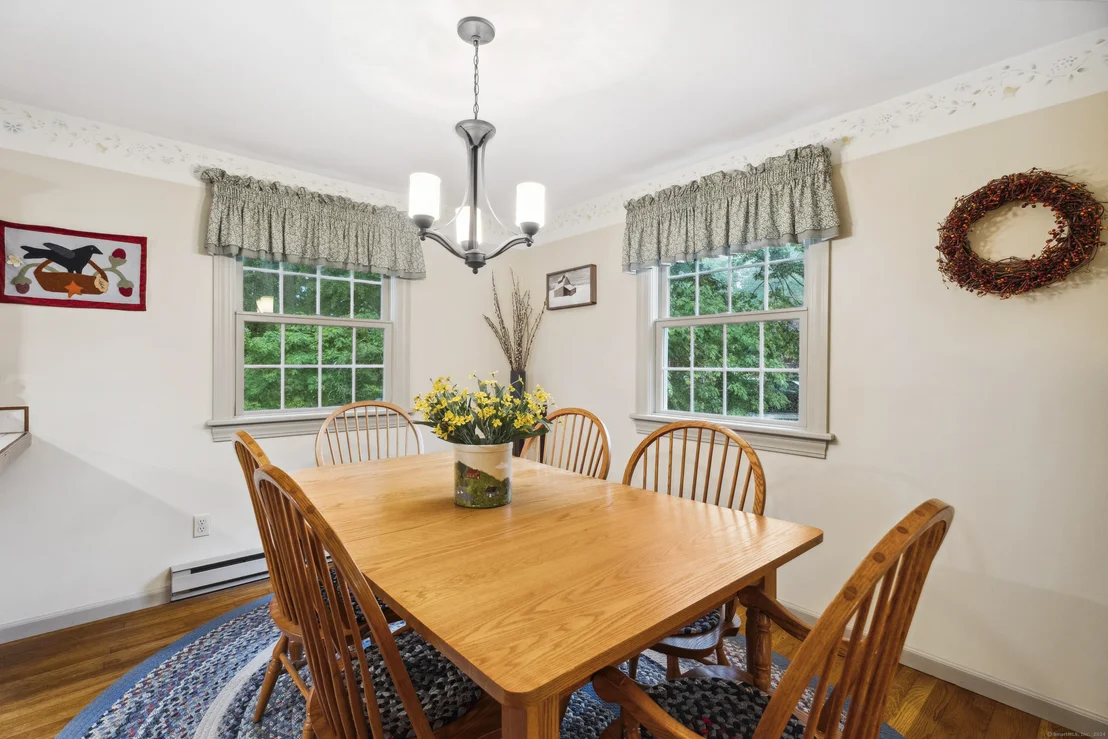 Photo of 1 Old Oak Lane