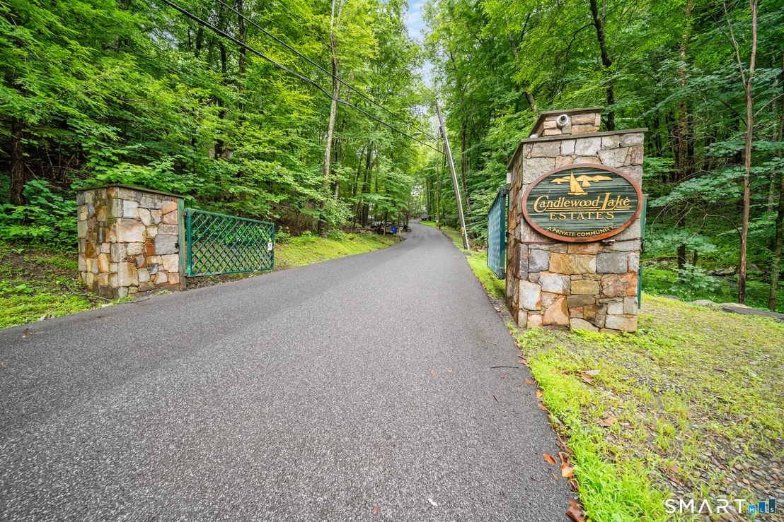 Photo of 33 Skyline Drive