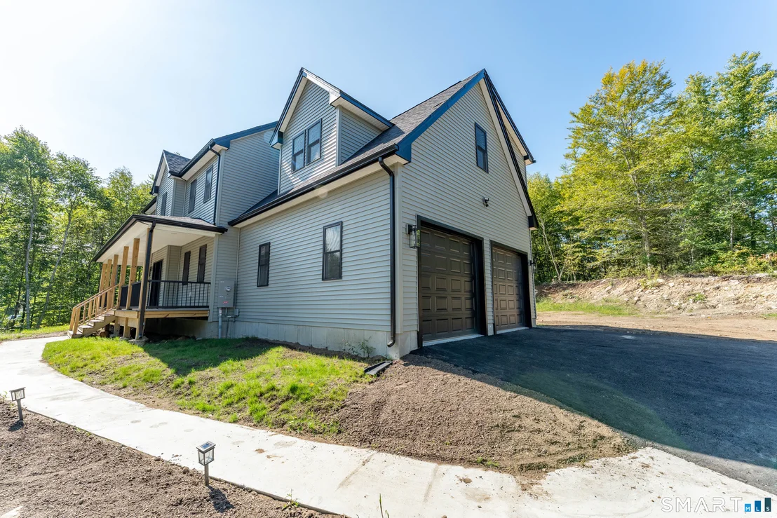 Photo of 769 Brook Road