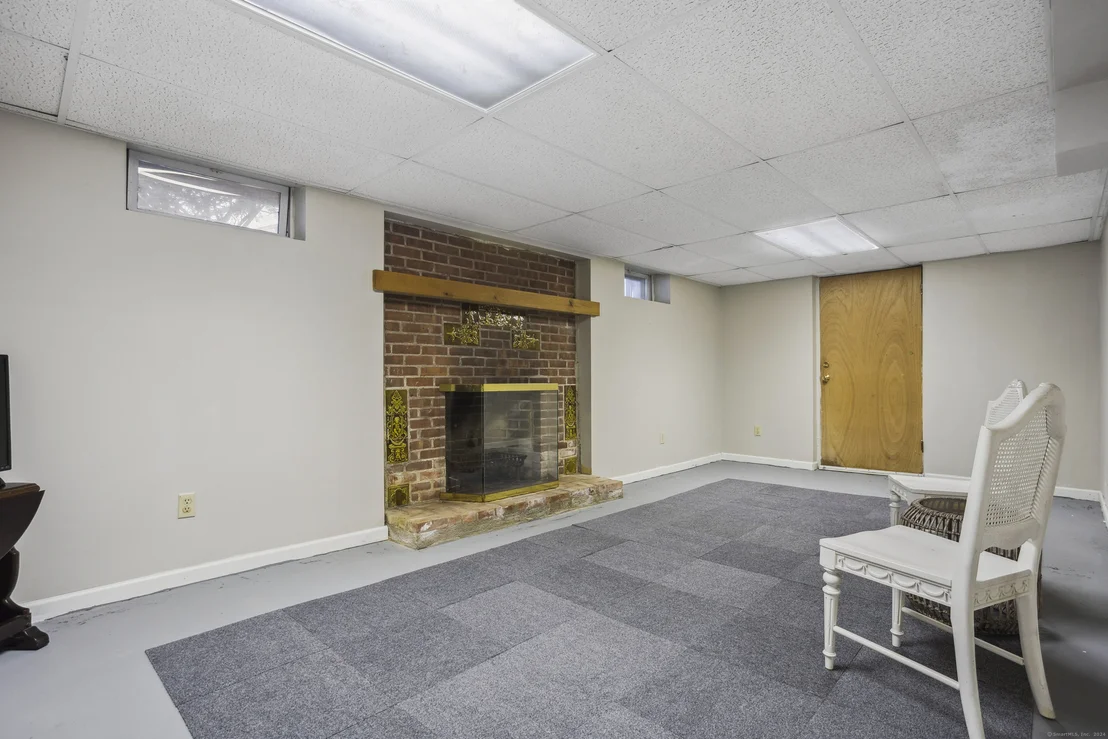Photo of 150 Walnut Street