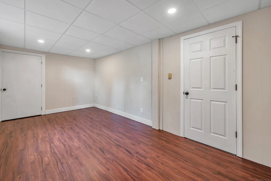 Photo of 2 Frisbie Circle