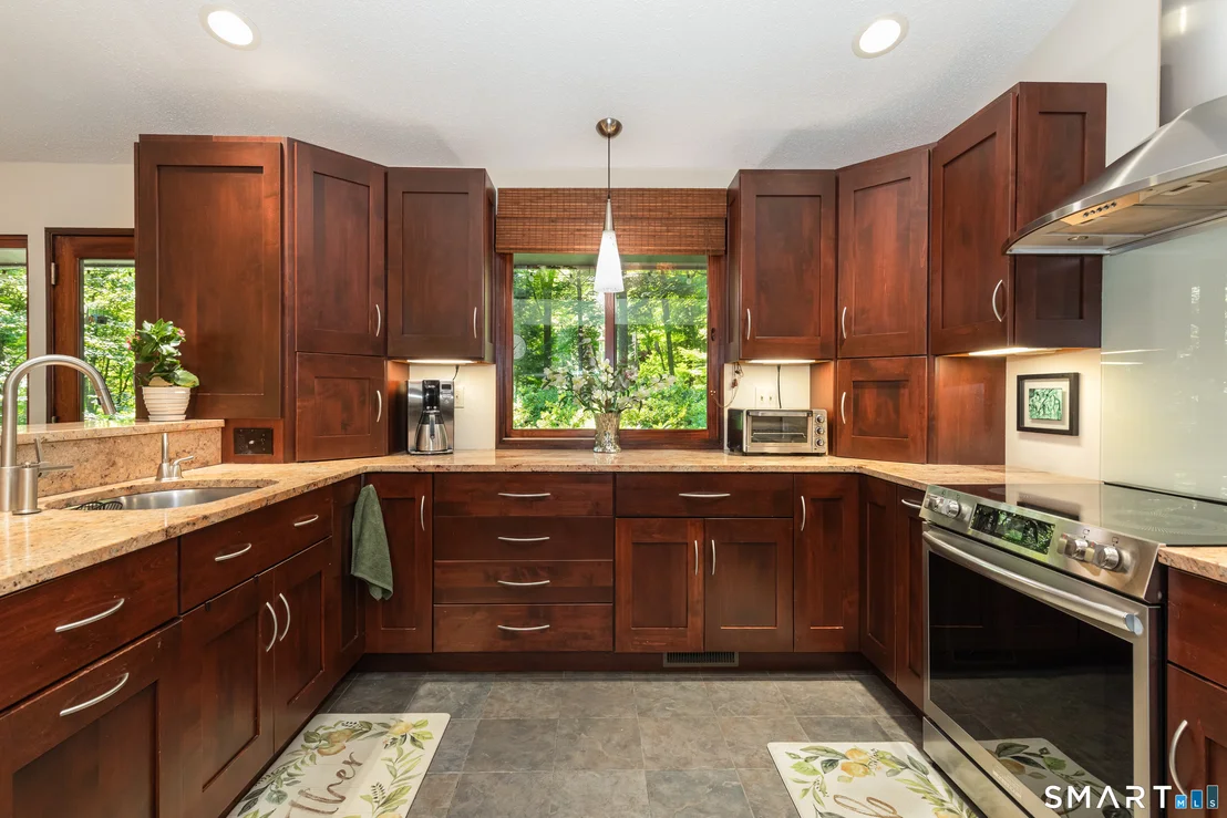 Photo of 90 Judson Lane