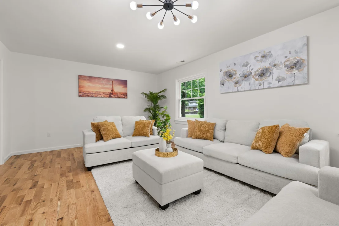 Photo of 110 Bayview Circle