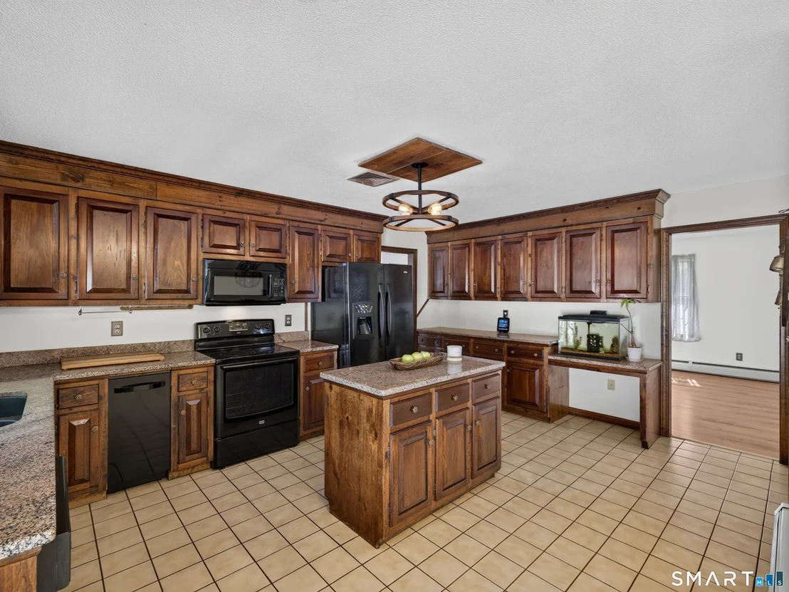 Photo of 269 Black Hill Road