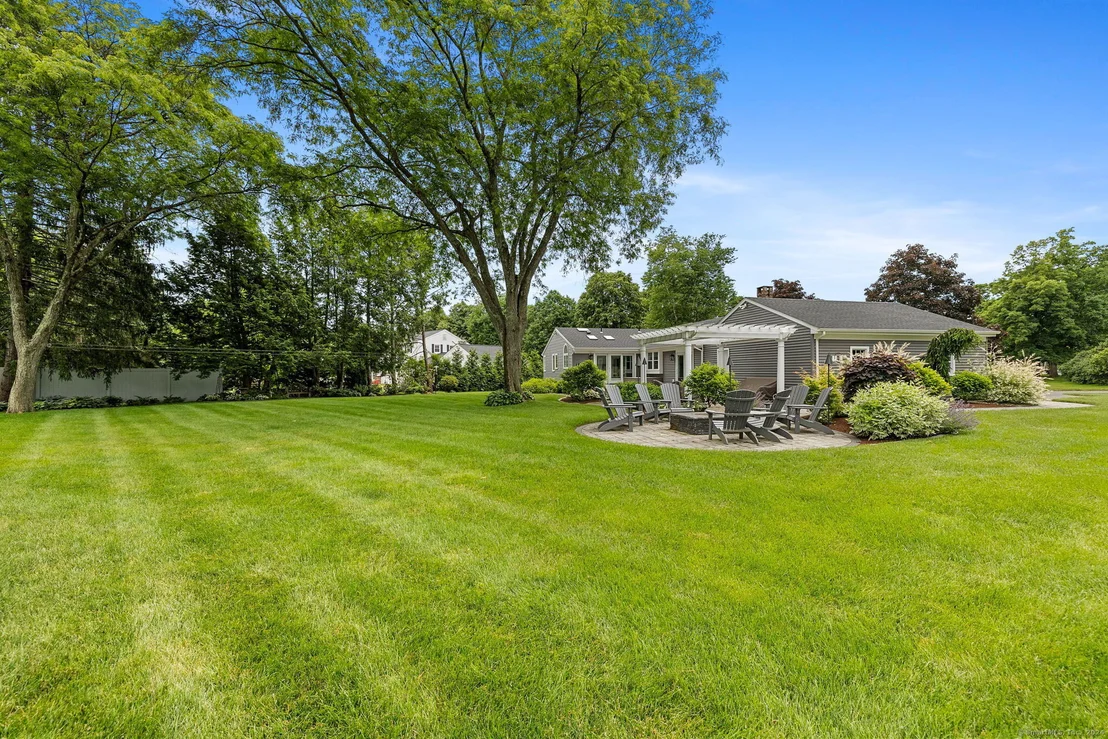 Photo of 2 Raspberry Lane