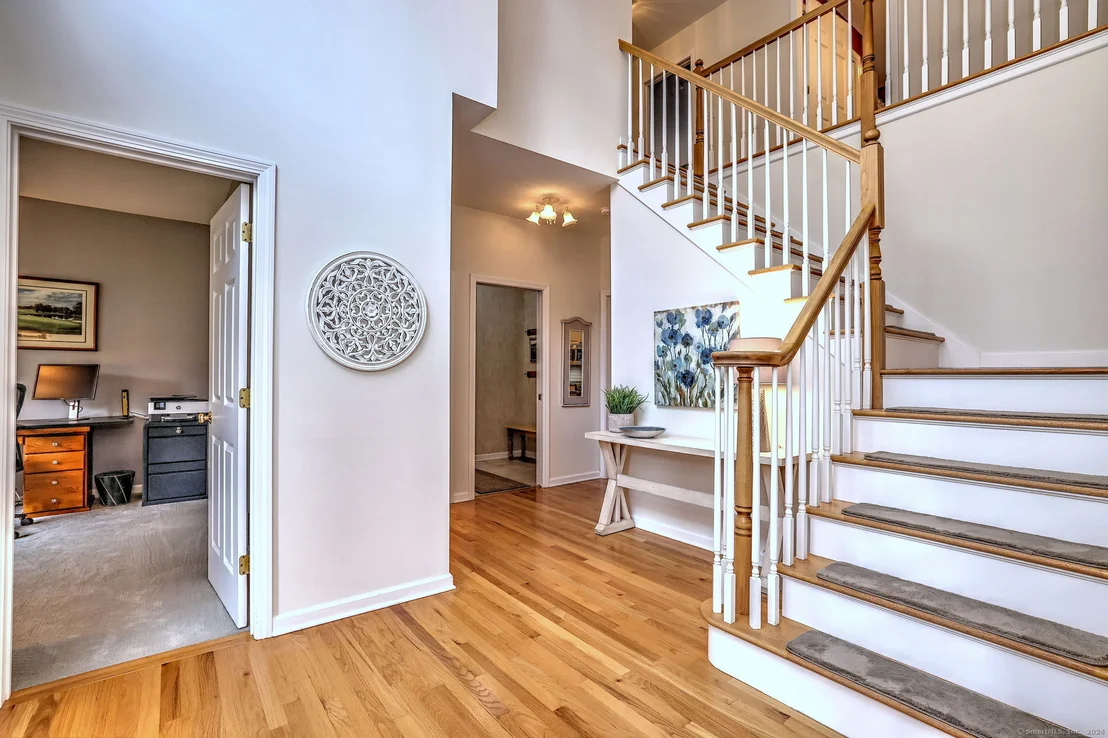 Photo of 39 Winding Trail