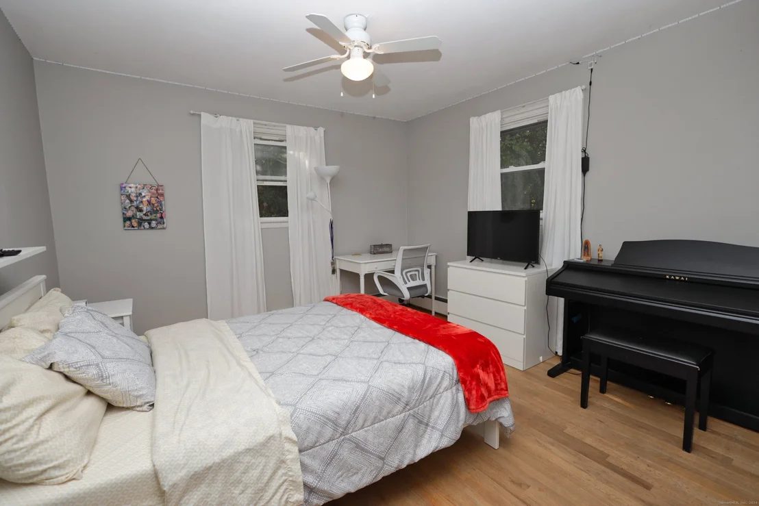 Photo of 17 Rowland Drive