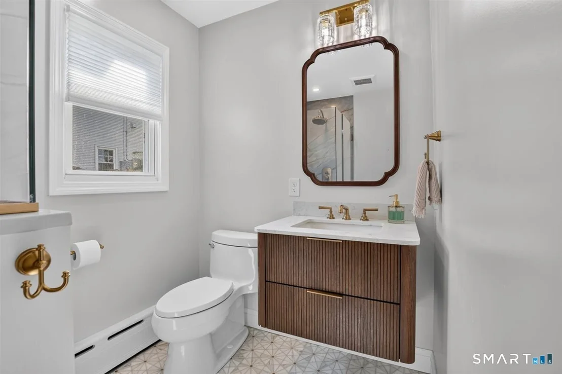 Photo of 366 Hackmatack Street