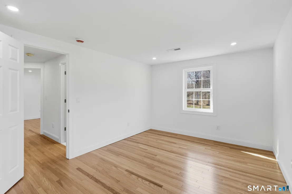 Photo of 395 Cross Hill Road