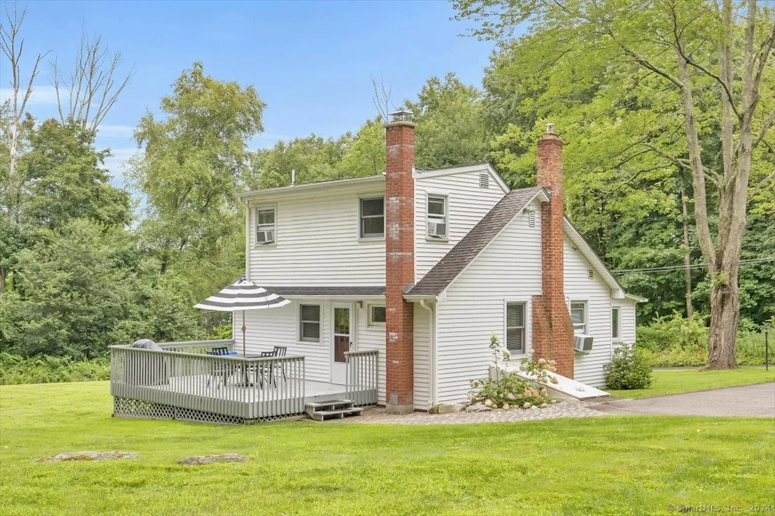 Photo of 117 Ross Avenue