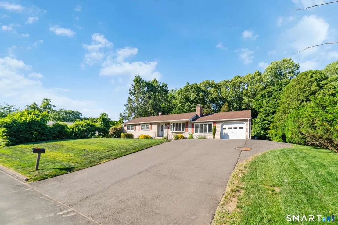 Photo of 12 Meadow Lane