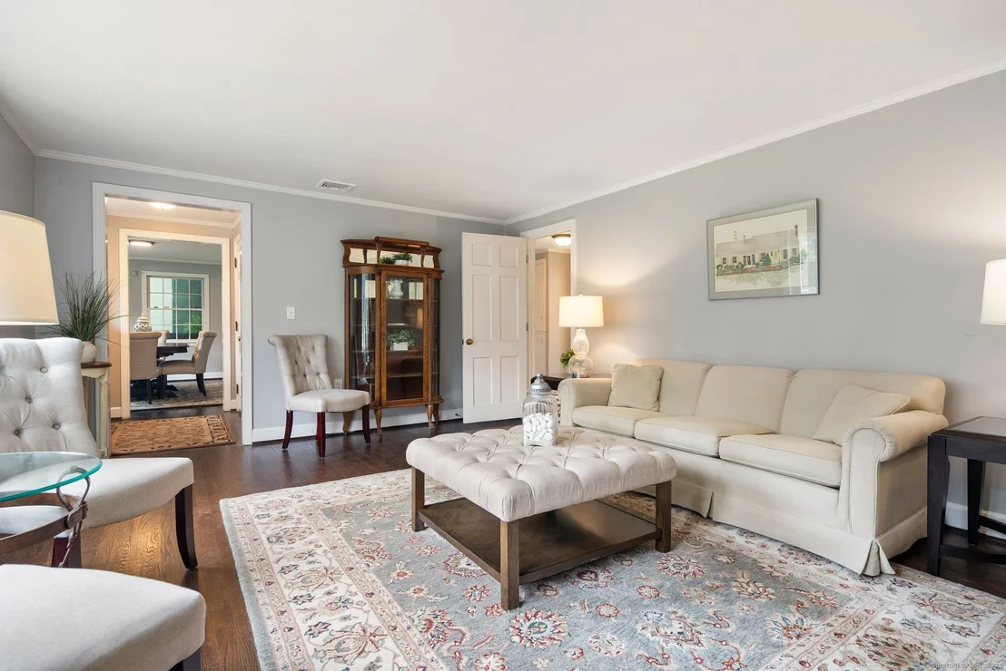 Photo of 297 Pinehurst Road